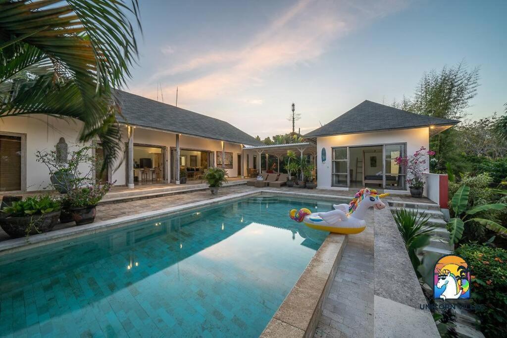 Uluwatu Villa Eva - By Unicorn Villas Bali מראה חיצוני תמונה